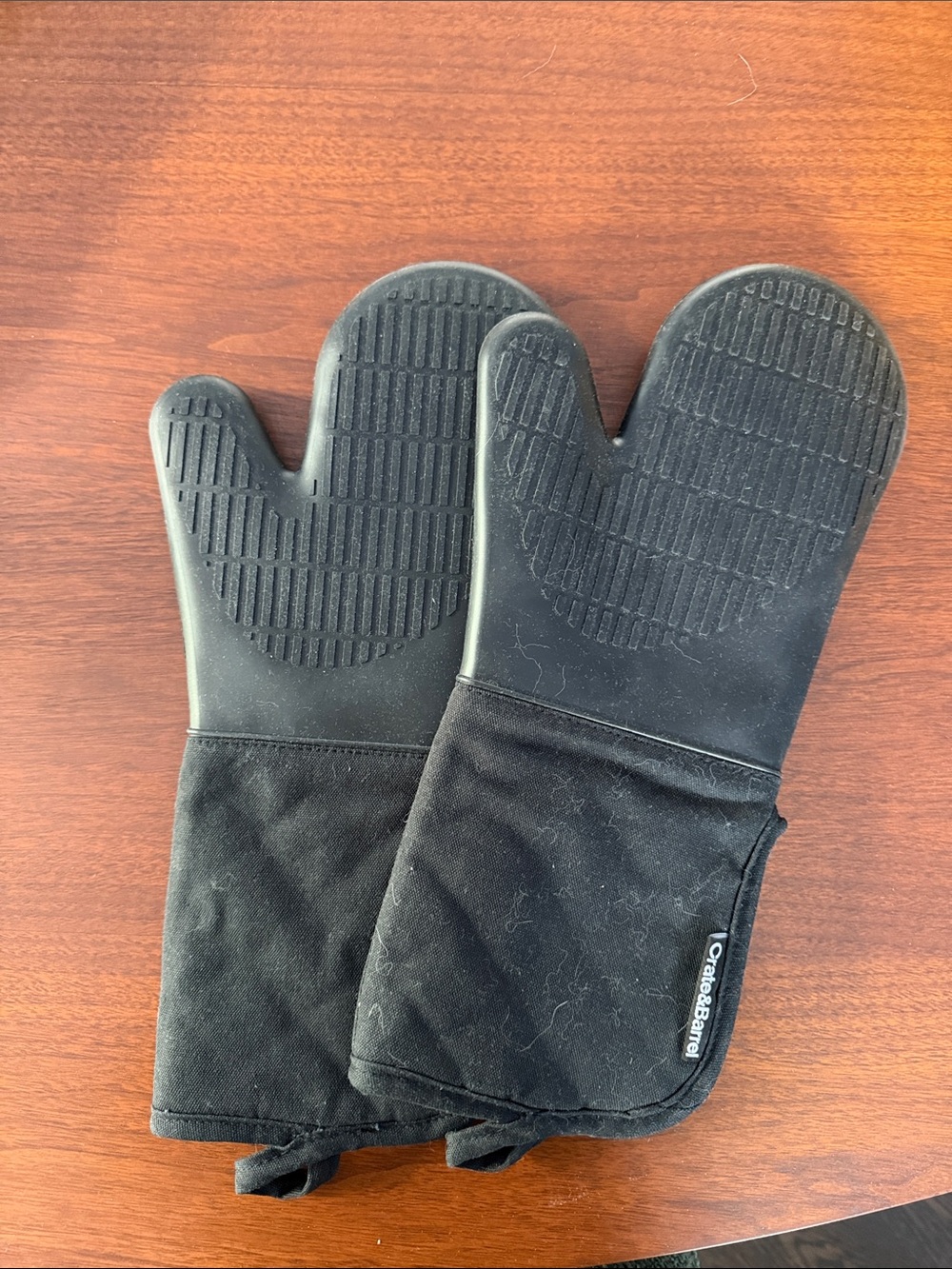 Crate&Barrel Black Oven Mitts Pair